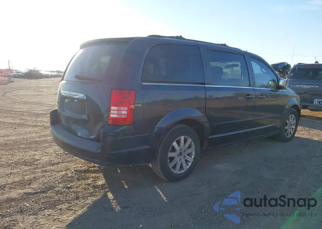 2A8HR54P38R781829: 44324283