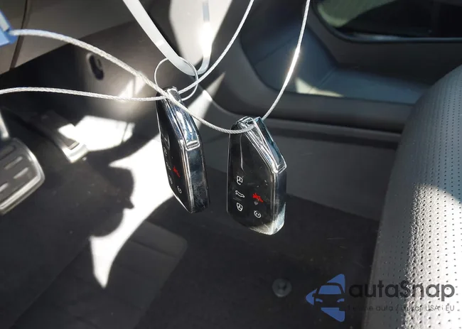 1V2AE2CA2RC241784: 44324333