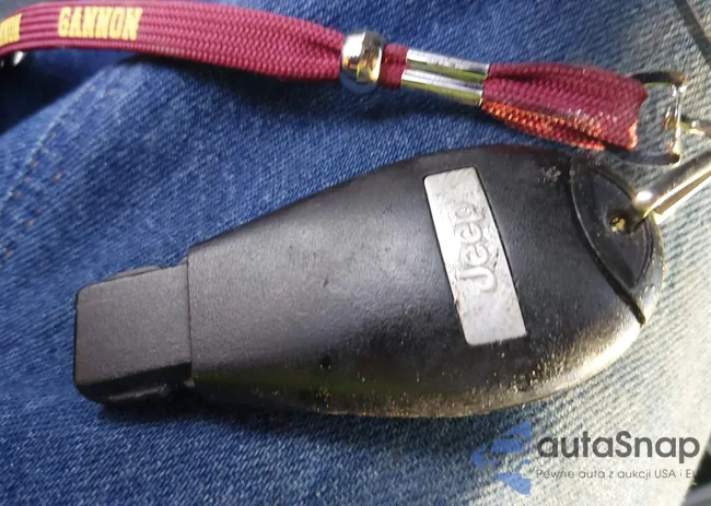 1C4PJLCB4EW144343: 44324336