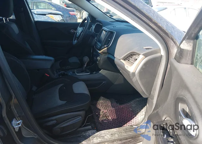 1C4PJLCB4EW144343: 44324336