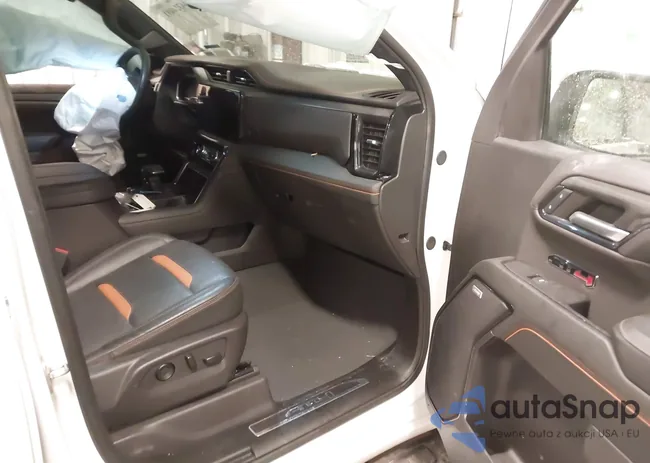 3GTUUEE89RG327880: 44324491