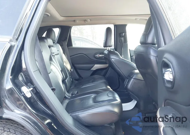 1C4PJMDB9JD570300: 44324505