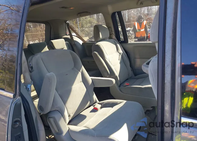 5FNRL38208B070195: 44324527