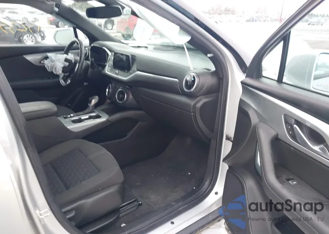 3GNKBCRS3LS696169: 44323593