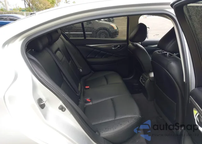 JN1EV7AP9LM201987: 44323676