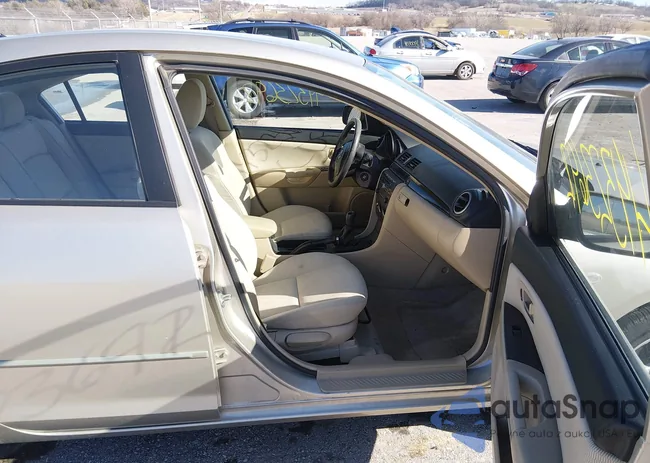 JM1BK12F071639526: 44323692