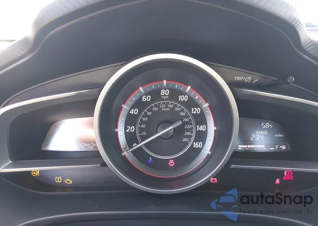 3MZBM1U75FM180010: 44323730