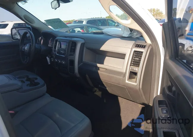 1C6RR6FT8GS319749: 44323737