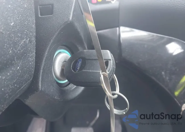 1FMCU9HD1JUD42219: 44323749