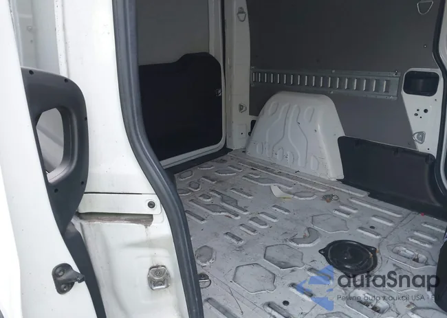 ZFBERFBT9F6955636: 44323799