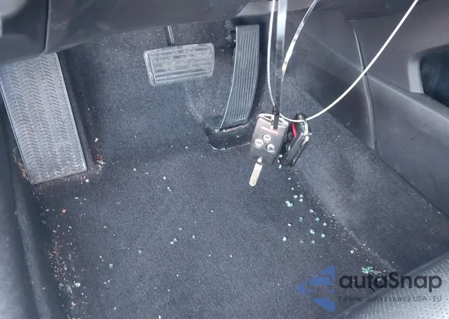 JH4CU2F67CC008462: 44323893