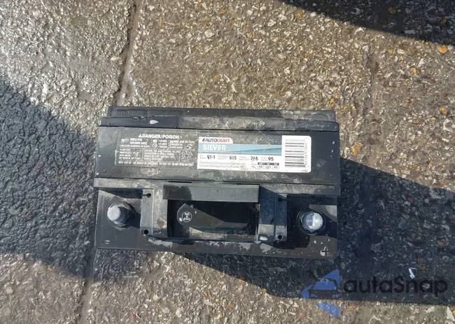 1FADP3F28EL236172: 44323946