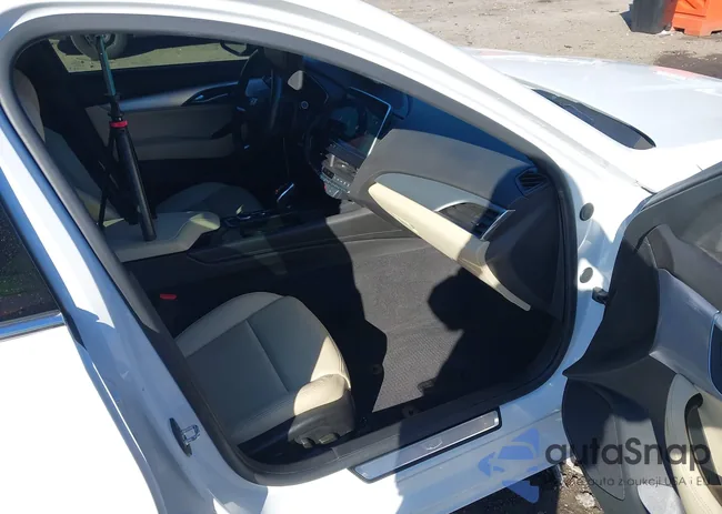 1G6DW5RKXP0157940: 44323968