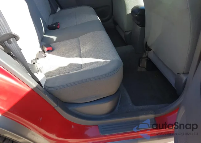 JF1GG68584H810146: 44323969