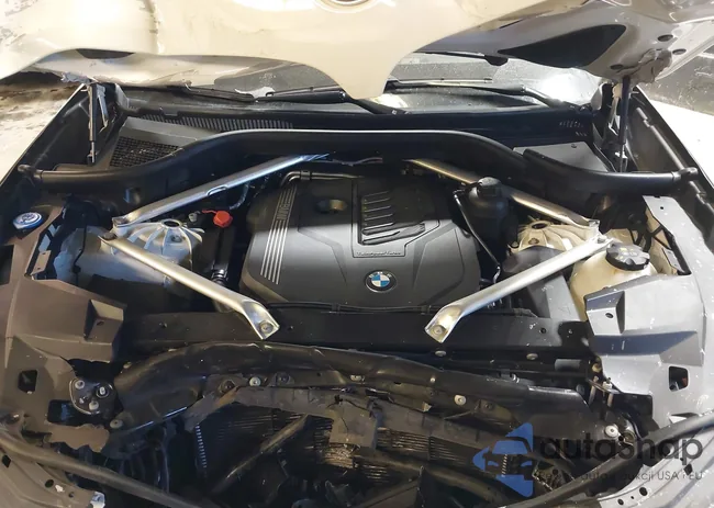 5UXCY6C06P9R42532: 44325204