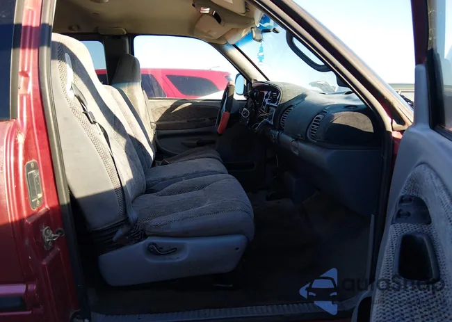 3B7HC13Y2WG186985: 44325211