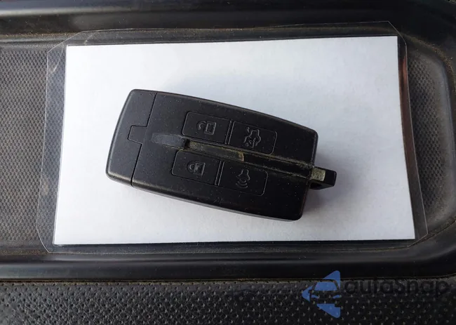 1LNHM93R09G600944: 44325234