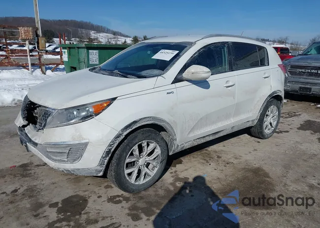 KNDPBCAC2F7756626: 44325239