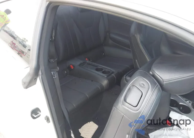 JN1CV7EK7HM110990: 44325278