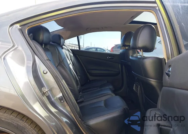 1N4AA5AP4EC496426: 44325328