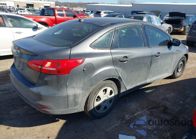 1FADP3E25JL229062: 44325345