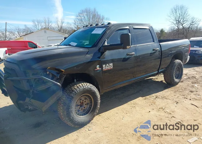 3C6UR5CLXEG266727: 44325371