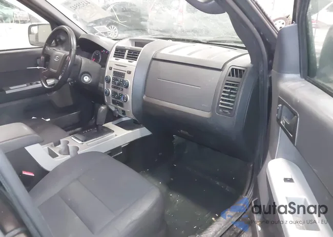 1FMCU9DG2BKA82507: 44325542