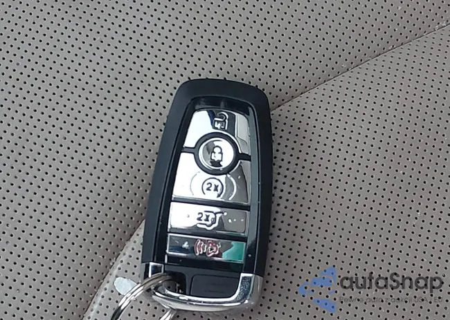 2LMPJ8K9XPBL15029: 44324591