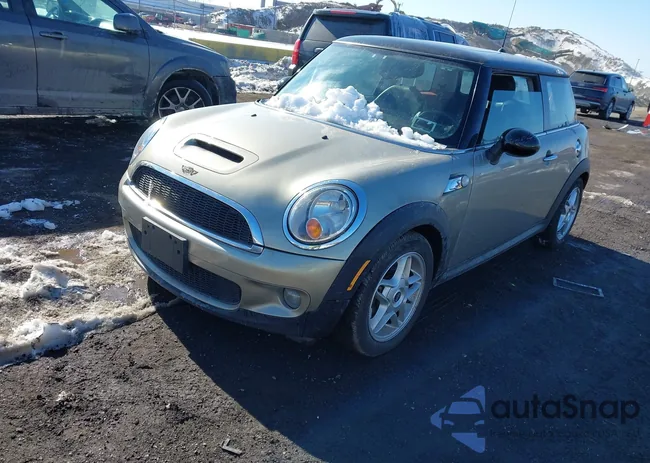 WMWMF735X9TW87772: 44324617