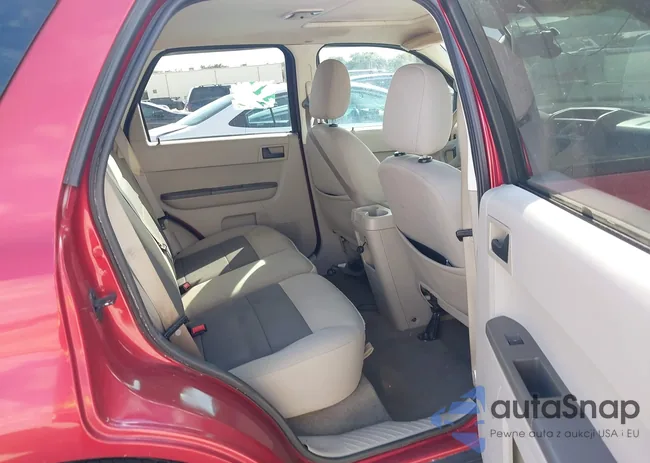 1FMCU03Z88KA56520: 44324713