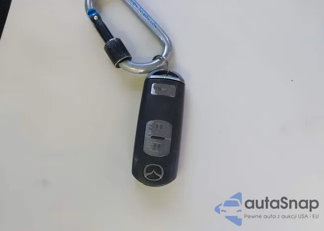 JM3KE2DY7F0529063: 44324767