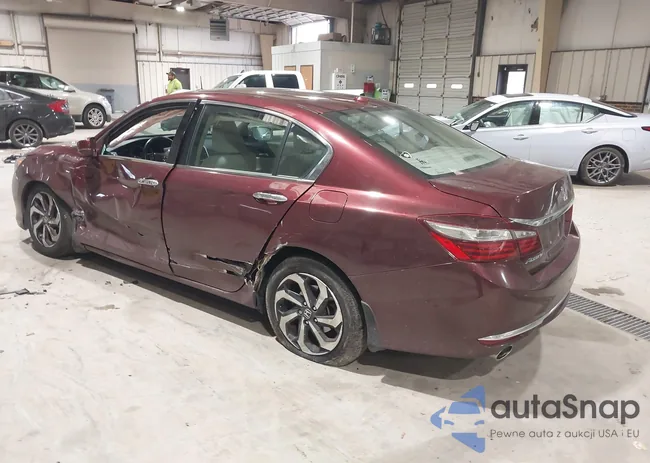 1HGCR3F89GA019153: 44324778