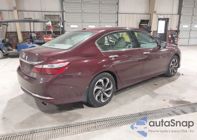 1HGCR3F89GA019153: 44324778