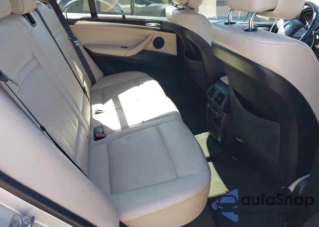 5UXZV4C5XCL751132: 44324813