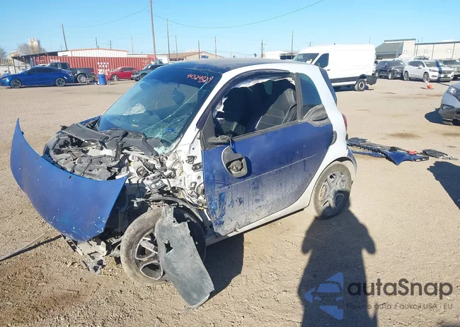 WMEFJ5DAXGK061668: 44324829