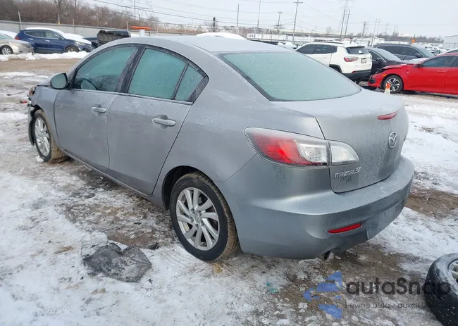 JM1BL1VF2C1509380: 44324866