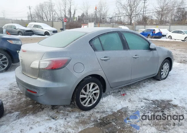 JM1BL1VF2C1509380: 44324866