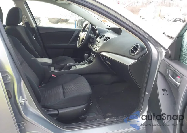 JM1BL1VF2C1509380: 44324866