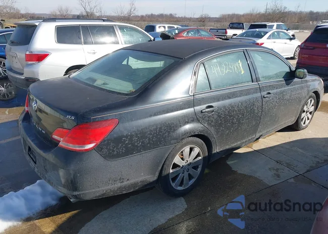 4T1BK36B86U073806: 44324881