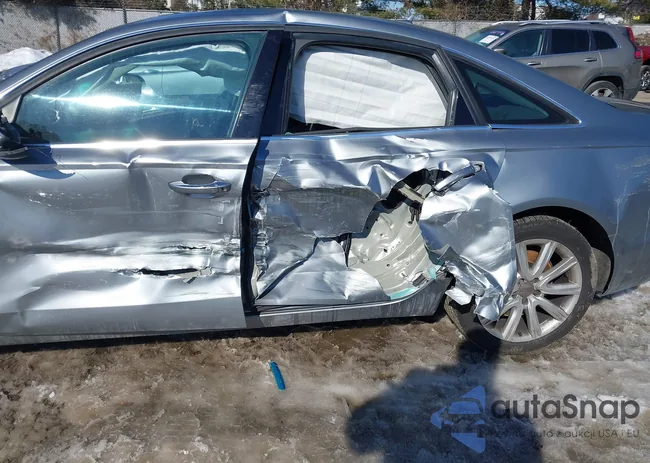 WAUGFAFC2EN113511: 44324930