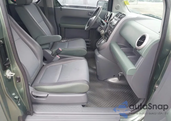 5J6YH18513L015976: 44325997