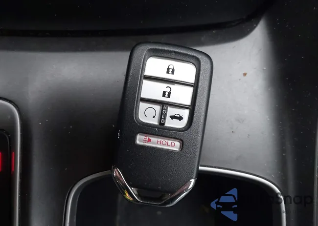 1HGCV3F43KA004780: 44326045