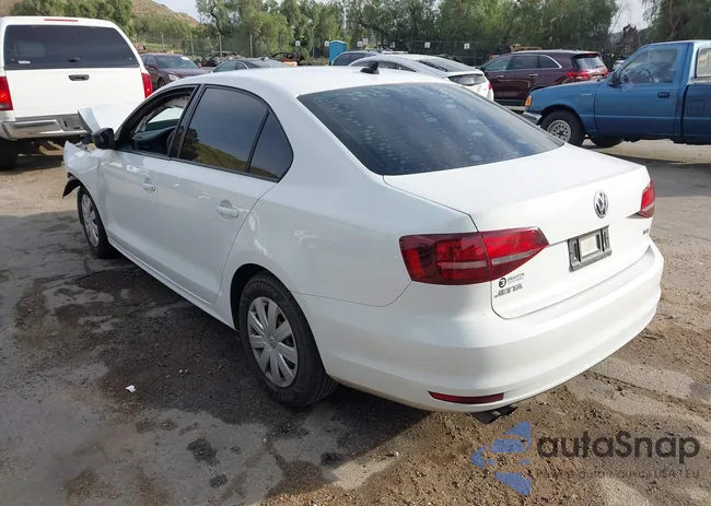 3VW167AJ2GM402545: 44326172