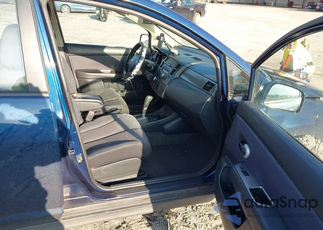 3N1BC13E08L414233: 44326195