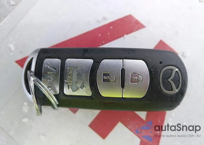 JM1GJ1W56G1462099: 44326262