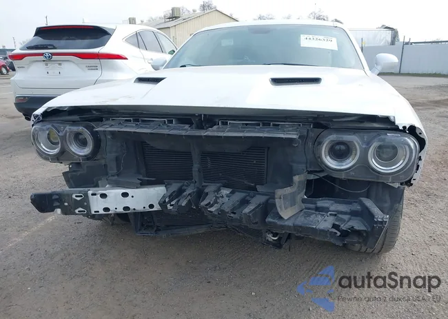 2C3CDZBT5GH209855: 44326329