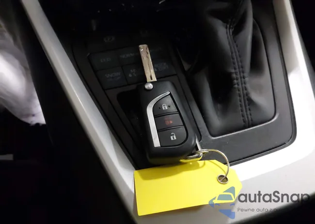 2T3F1RFV8SC509297: 44326457