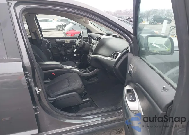 3C4PDCAB2JT527580: 44326463