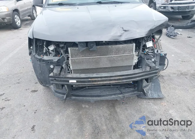 3C4PDCAB2JT527580: 44326463