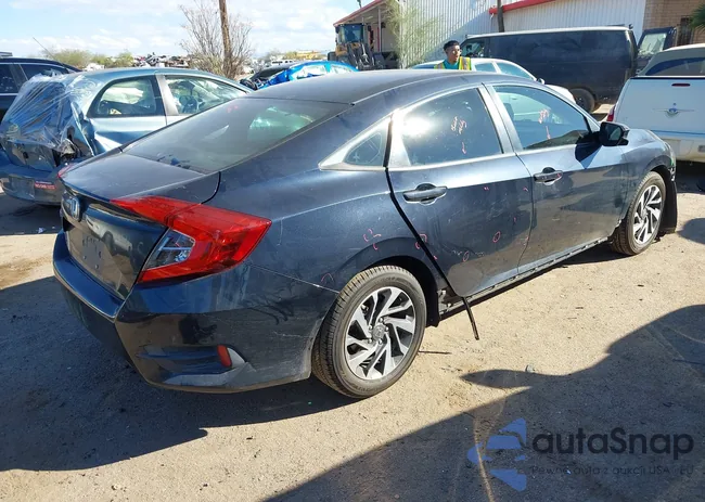 19XFC2F82GE055061: 44326468